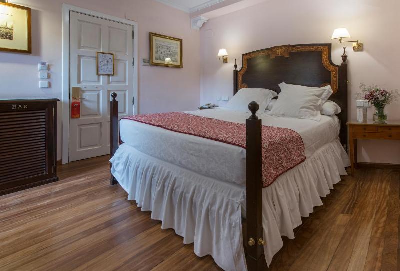 Single Room image 4