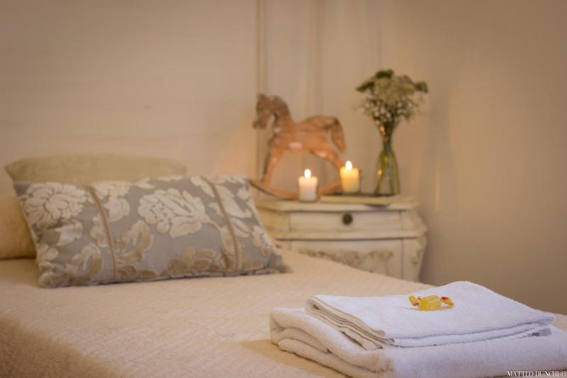Deluxe Room image 3
