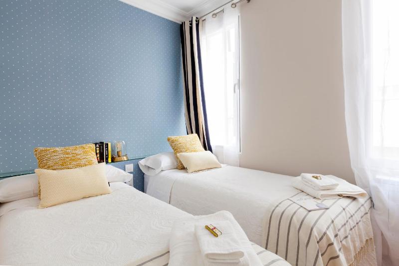 Superior Apartment image 4