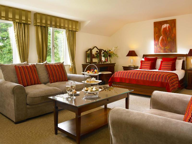 Executive Suite image 3