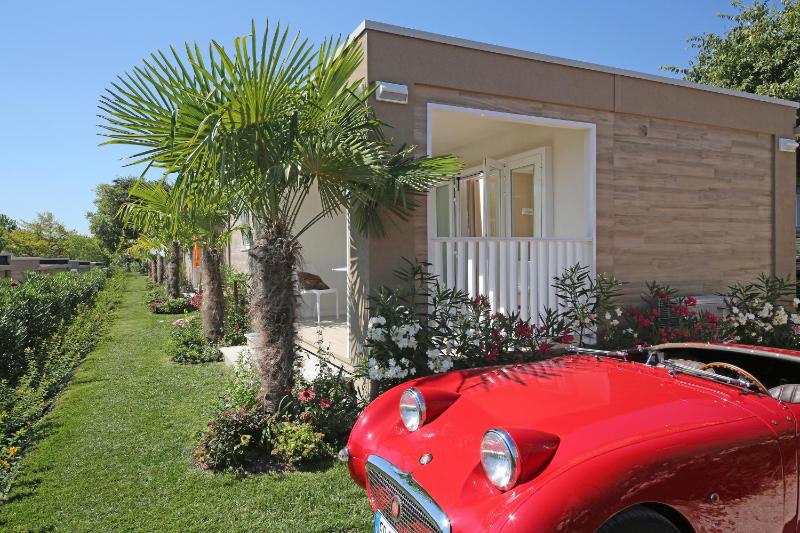 Two-Bedroom Suite image 3