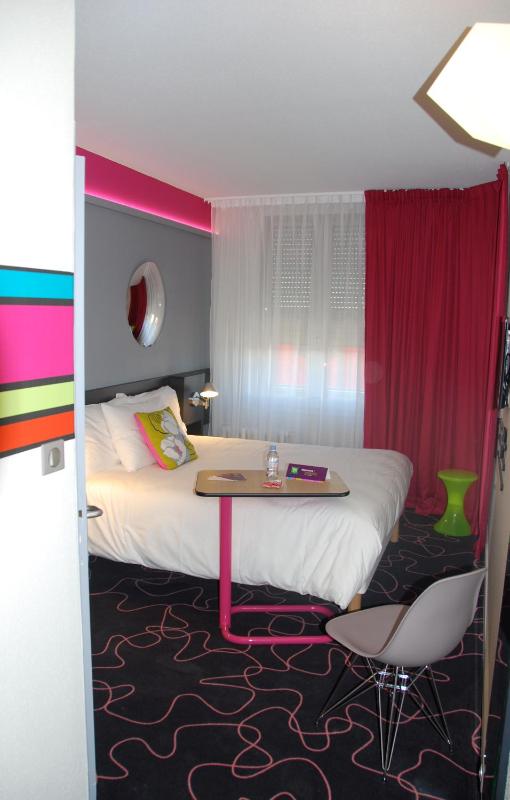 Standard Room with 1 Double Bed image 3