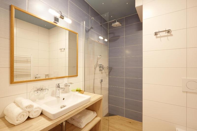 Suite image 3
