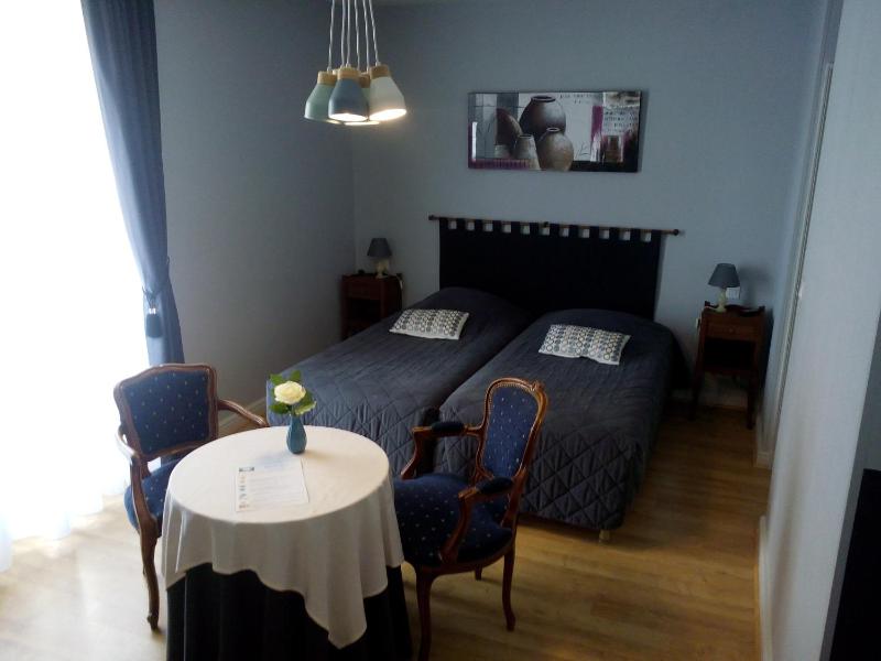 Comfort Triple Room image 1