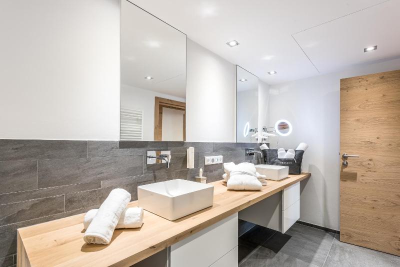 Premium Suite image 2