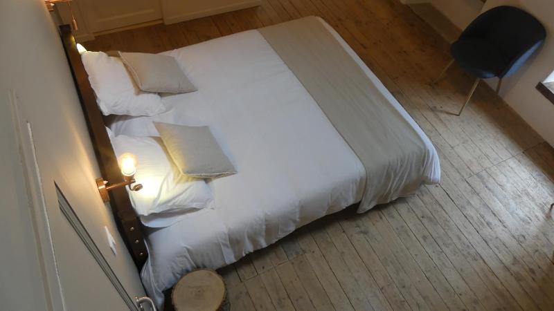 Double Room image 1