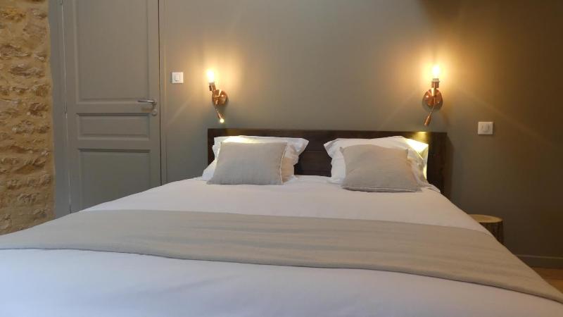 Double Room image 2