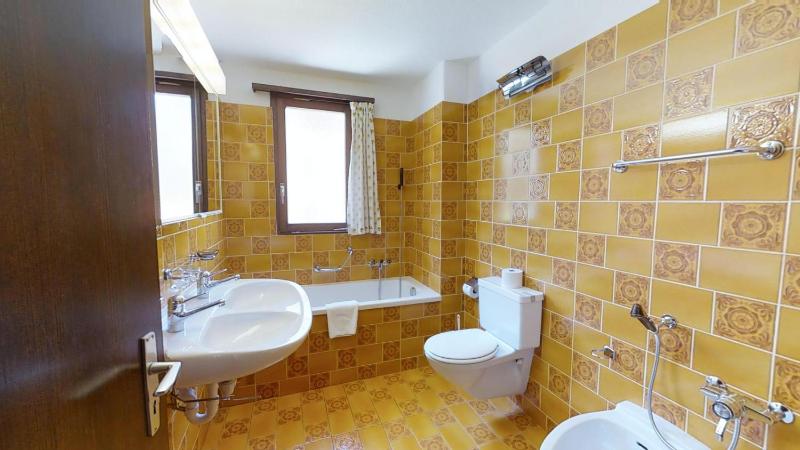 Collina - image 2