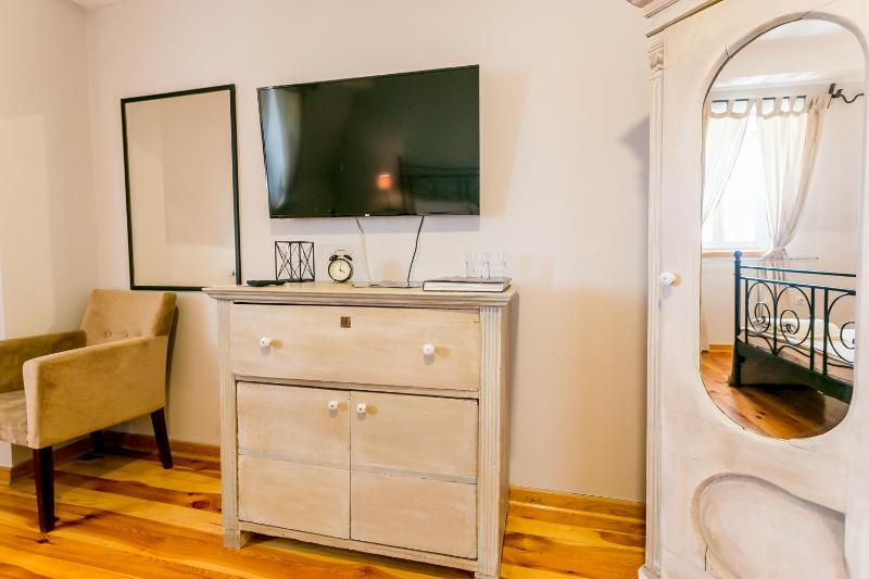 Double Room with Sea View 3 image 2