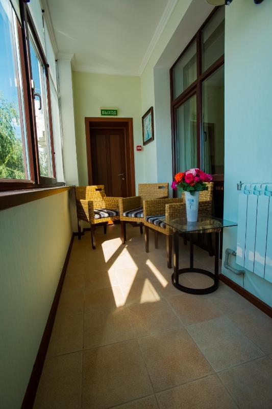 Suite with River View image 3