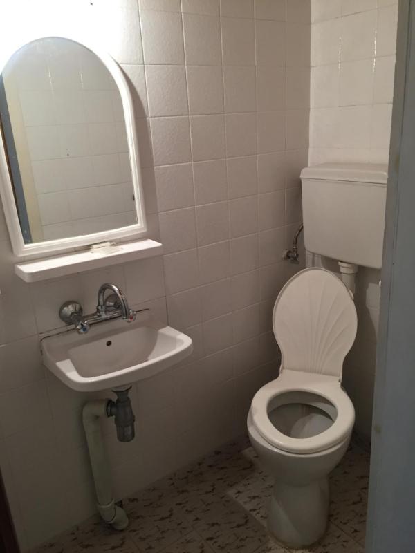 Large Double Room image 1