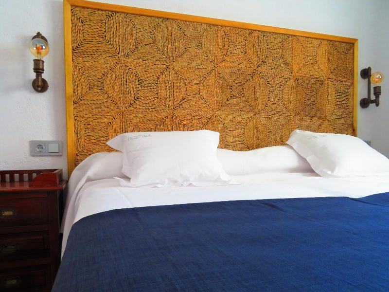 HOTEL MAÑET - image 29
