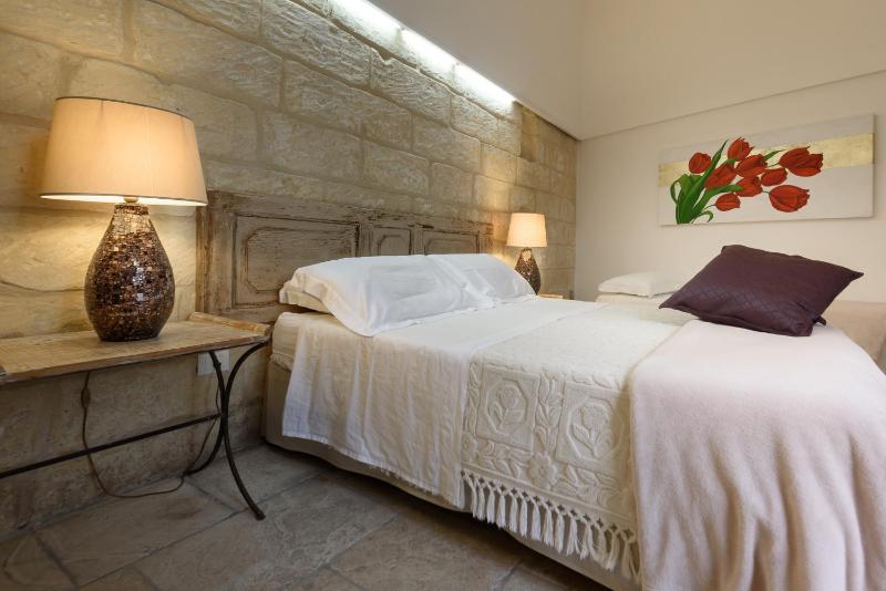Triple Room image 3