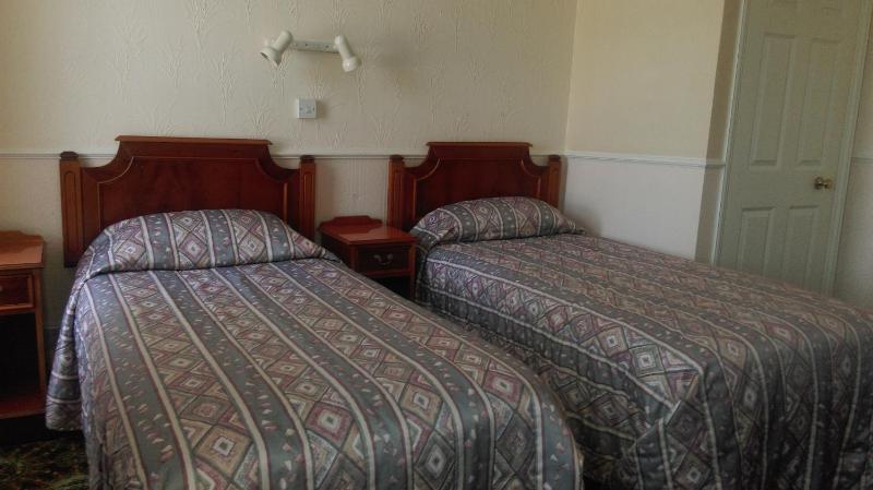 Double or Twin Room with Bathroom image 2