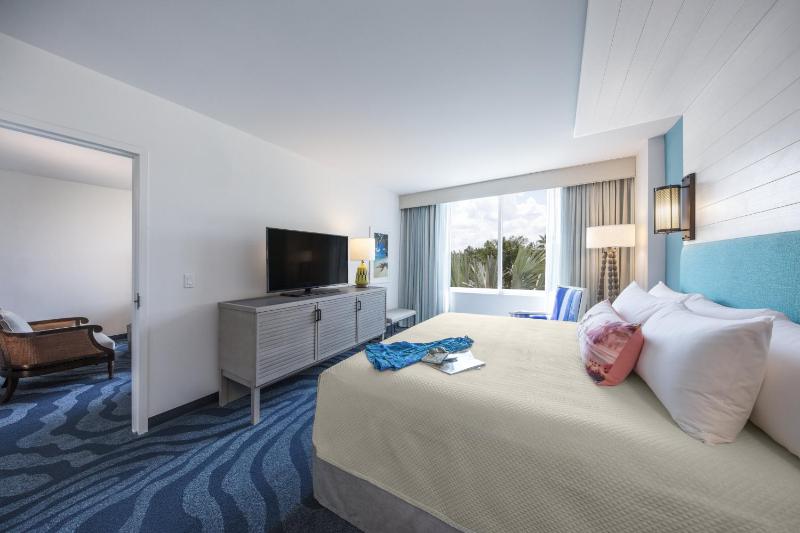 King Suite (Includes Early Park Admission*) image 4