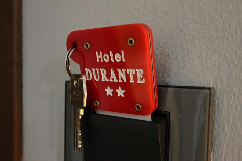 Single Room image 4