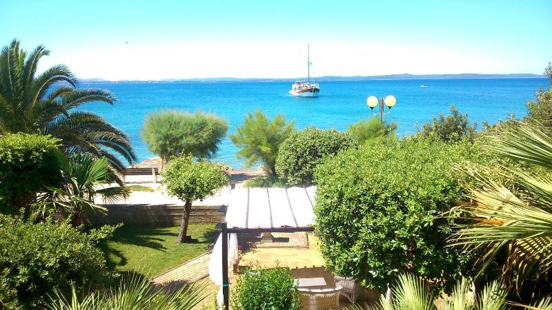 Studio with Sea View image 1