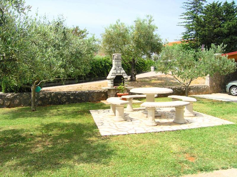 Apartments Elvira - image 11