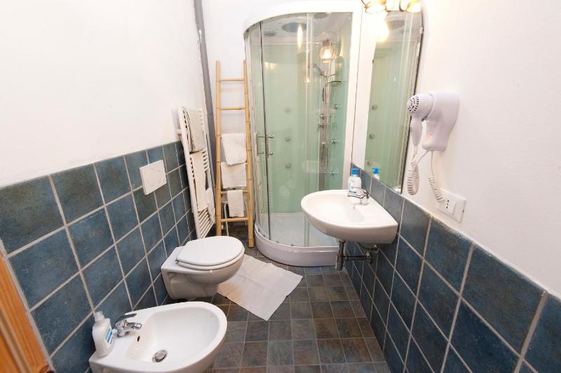 One-Bedroom Apartment image 1