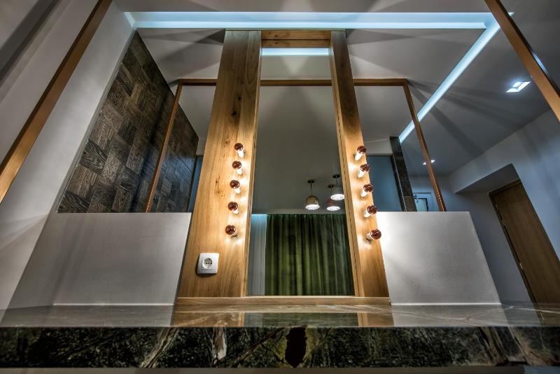 Senses Blue Boutique hotel - image 2