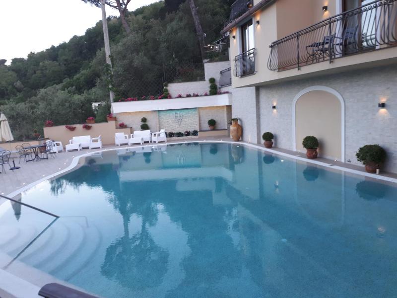 Hotel La Vue d'Or - image 7