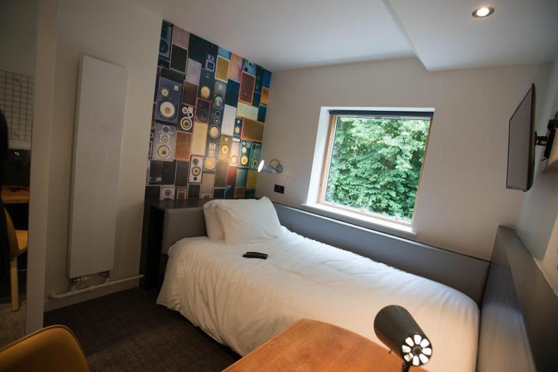 Jonas Hotel - image 14