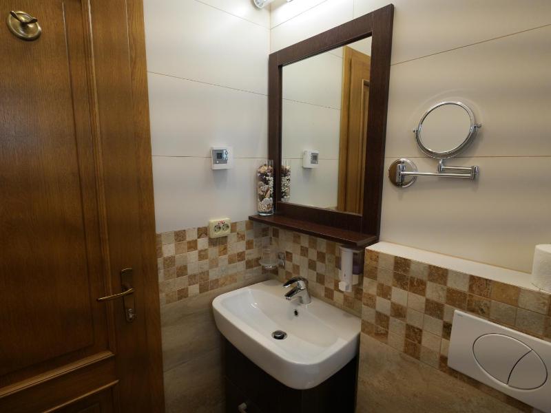 Double or Twin Room with View image 3
