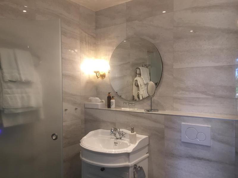 Junior Suite with Terrace image 2