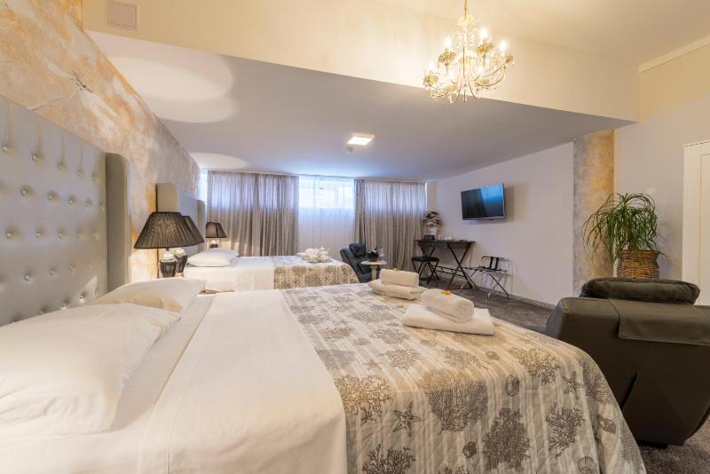 Comfort Suite image 4