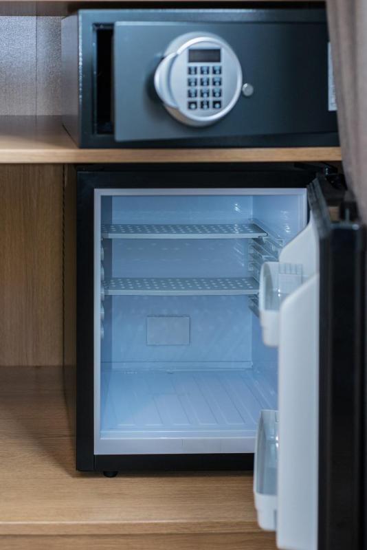 Standard Double or Twin Room image 4