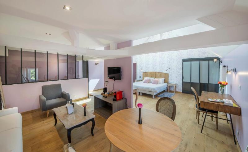 Superior Suite image 3