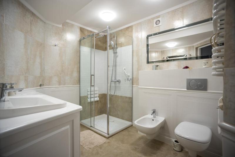 Family Apartment Victus with Parking in Sopot by Noclegi Renters - image 7