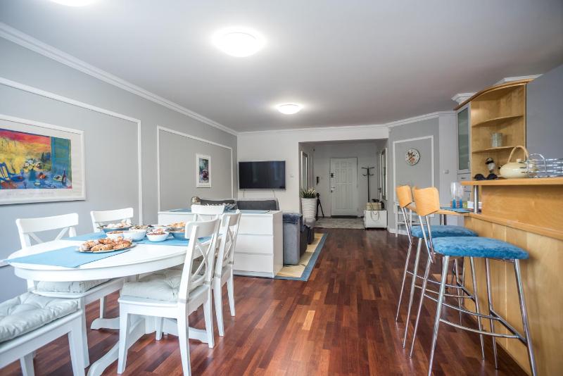 Family Apartment Victus with Parking in Sopot by Noclegi Renters - image 5