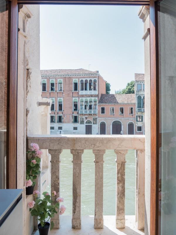 Apartment with Balcony image 3
