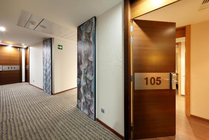 Eurostars Lucentum - image 12