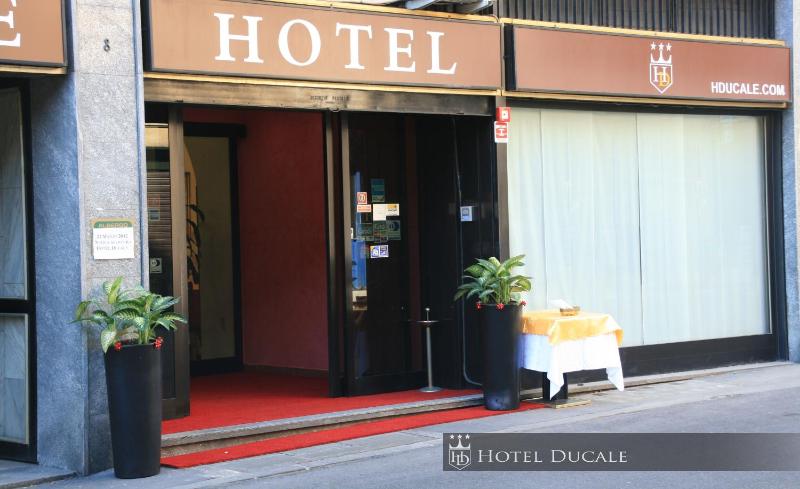 Double or Twin Room image 1