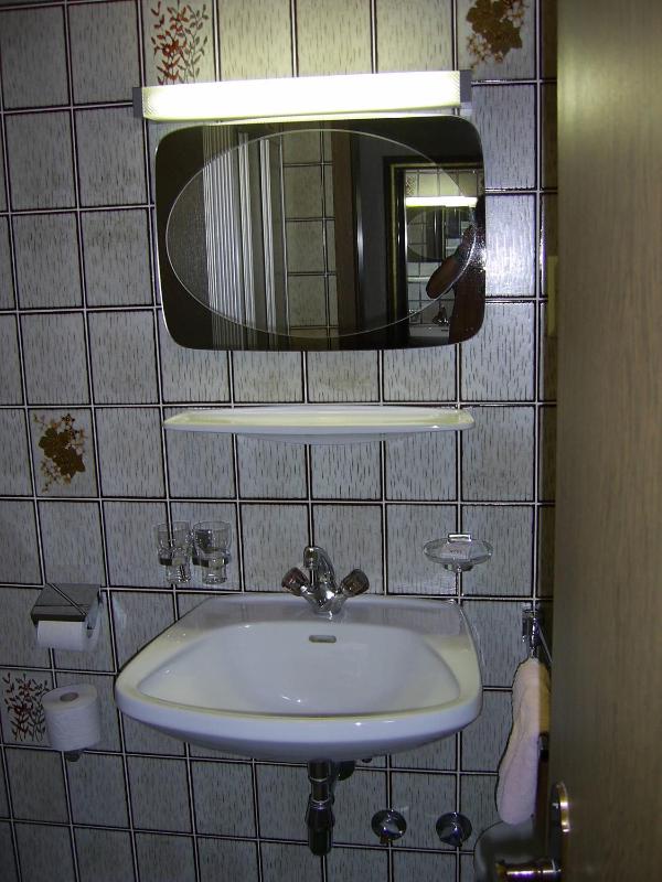 Single Room with Balcony image 4