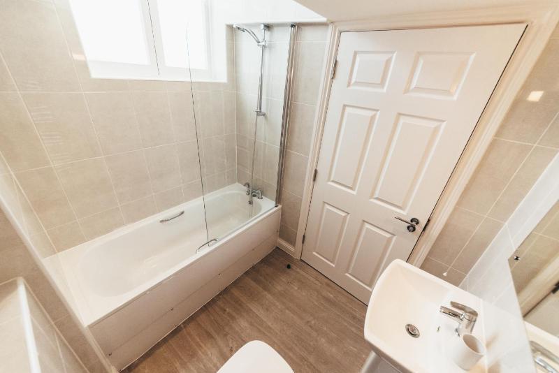 Superior Two-Bedroom Apartment image 2