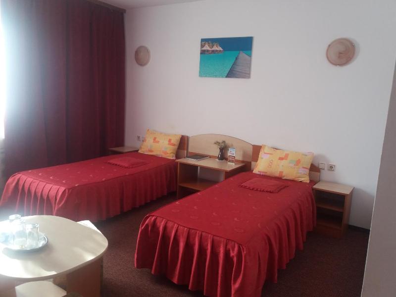 Triple Room image 2