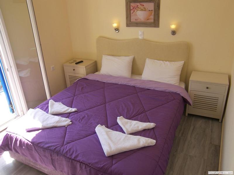 Quadruple Room image 3