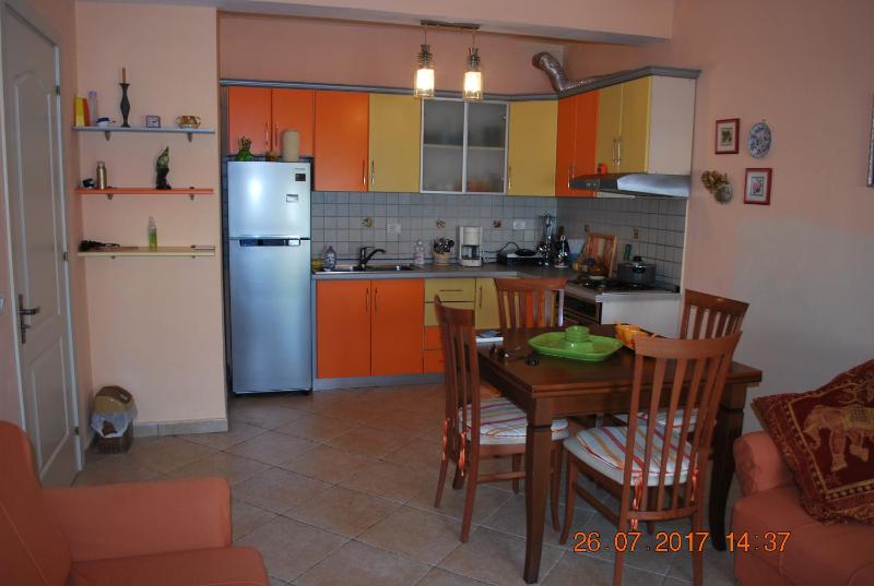 Arbi's Pool View Apartment - image 7