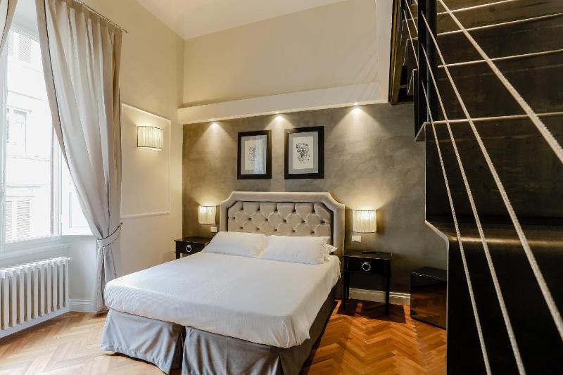 Standard Double or Twin Room image 2