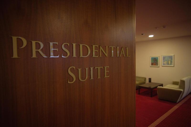 Presidential Suite image 1