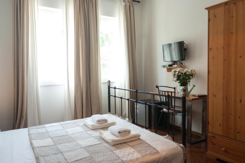 Indigo Inn Rooms - image 12