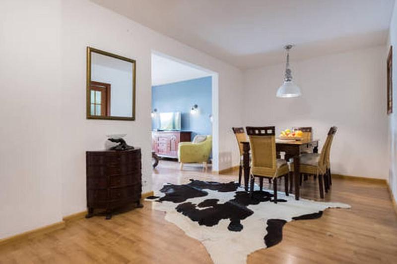 3 bedroom Apartment with private garden on top location Sitges centre beach - image 16