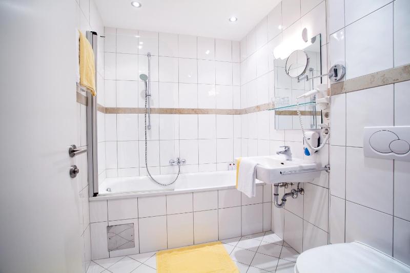 Triple Room image 4