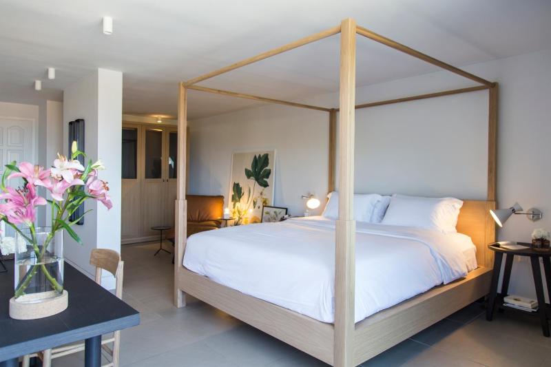 Junior Suite with Sea View image 2