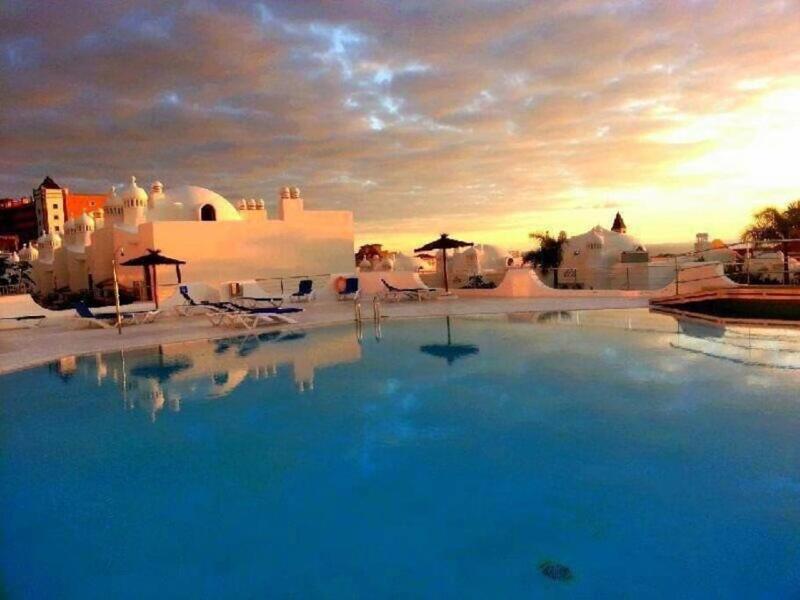 BLU PARADISE COSTA ADEJE - Heated Pool - image 19