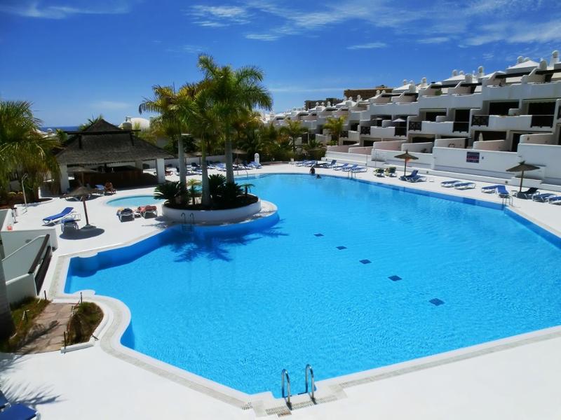 BLU PARADISE COSTA ADEJE - Heated Pool - image 47