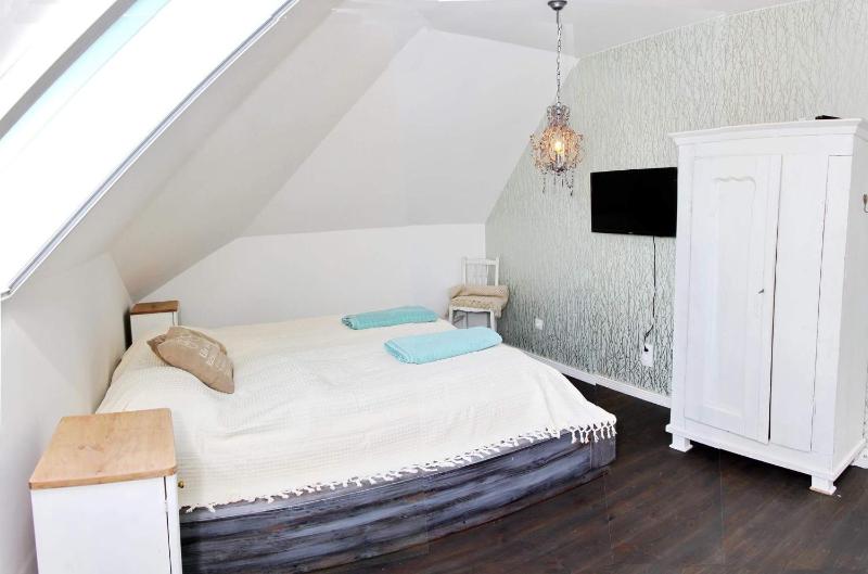 Double Room image 2